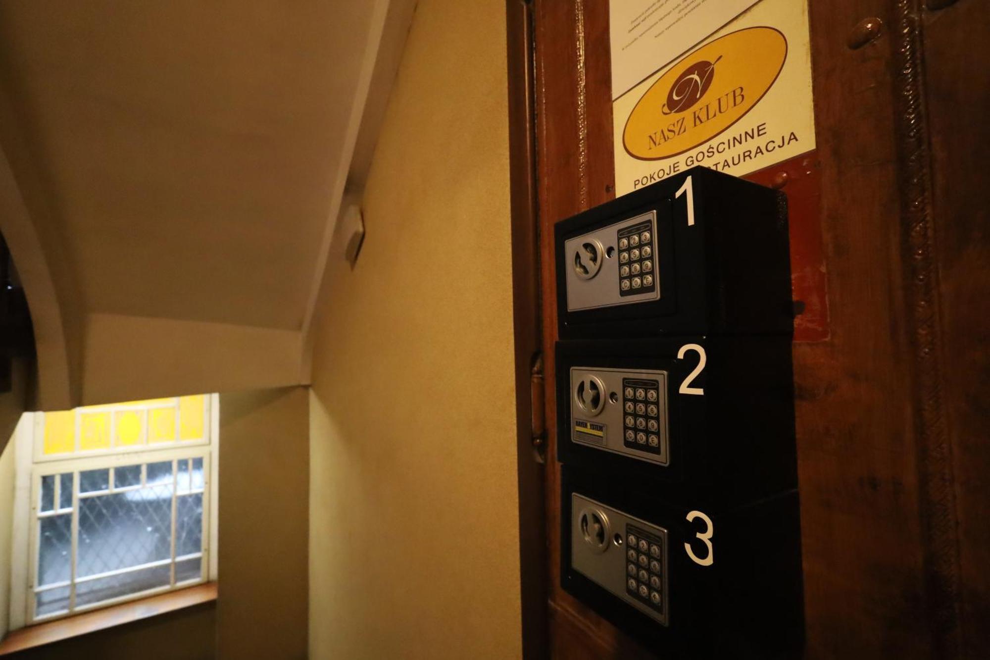 Nasz Klub - Pokoje Goscinne Poznan Ngoại thất bức ảnh